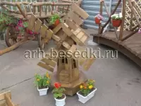 Мельница декоративная из дерева малая