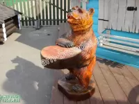 Скульптура "Медведь с подносом"