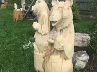 Скульптура "Медведь с бочонком"