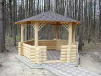 Беседка из круглого бревна