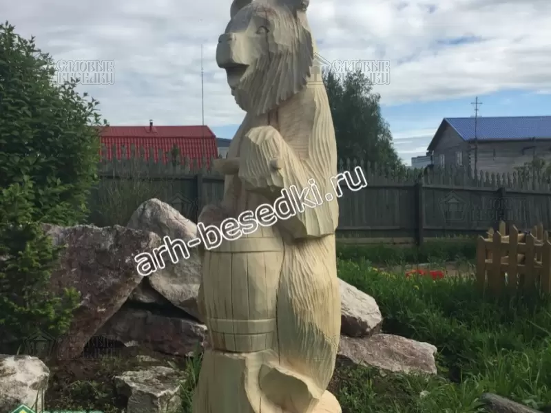Скульптура "Медведь с бочонком"