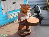 Скульптура "Медведь с подносом"