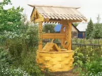 Колодец деревянный резной