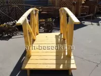 Мостик деревянный декоративный