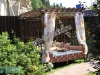 Садовая кровать