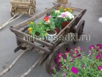 Тележка деревянная темная